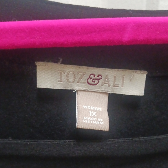 Roz & Ali Classic Black Women's Blouse - Picture 2 of 5
